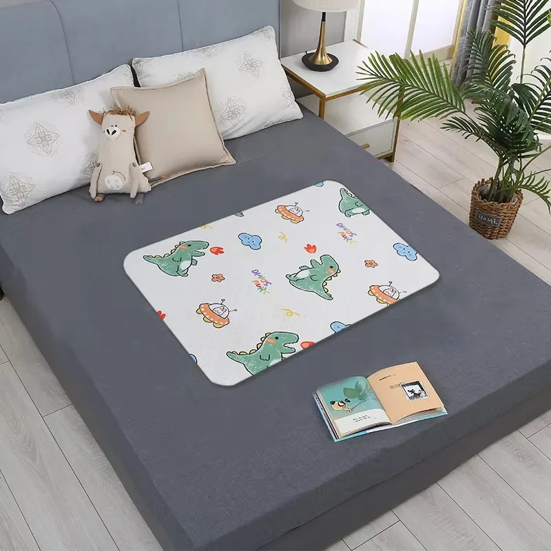 Matelas lavable imperméable, tapis d'urine pour bébés et tout-petits, protection de lit de dessin animé mignon, couches de literie, coussinets d'urine, tissu respirant