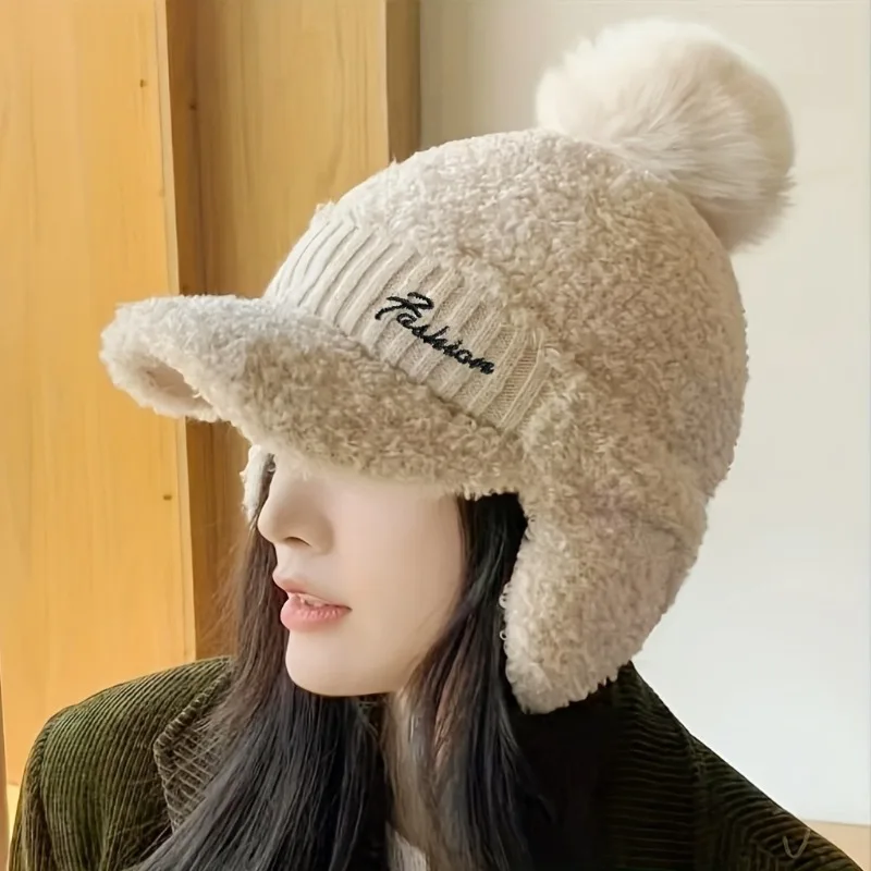 Mode femmes hiver fourrure chaud coupe-vent chapeau Lei Feng casquette fourrure oreille rabat casquette boucle chaud et épais Protection des oreilles chapeaux d'extérieur