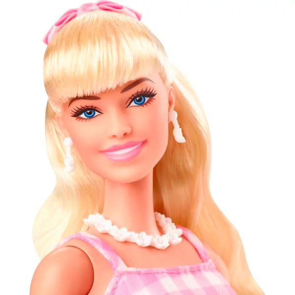 Barbie The Movie Collectible Doll, Margot Robbie as Barbie in Pink Gingham Dress – Image 2